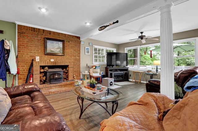 1888 Buford Dam Road, Buford, GA 30518