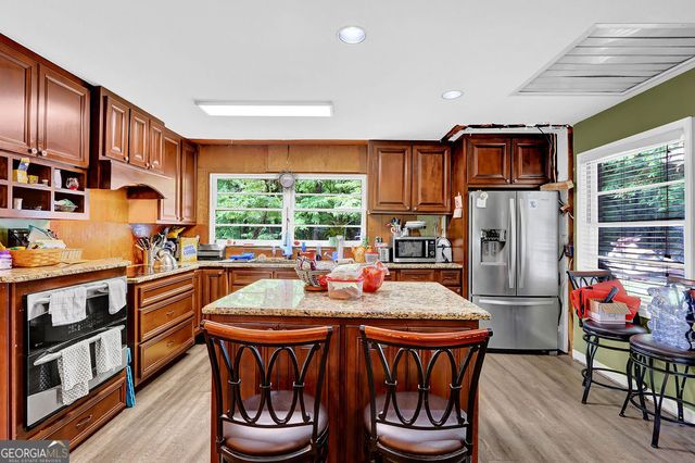 1888 Buford Dam Road, Buford, GA 30518