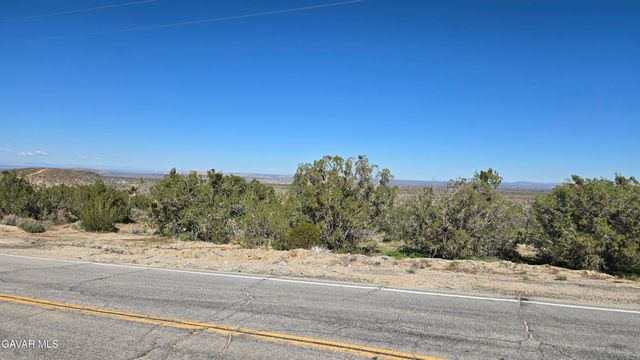 Valyermo Road, Pearblossom, CA 93553