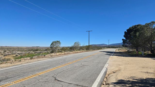 Valyermo Road, Pearblossom, CA 93553
