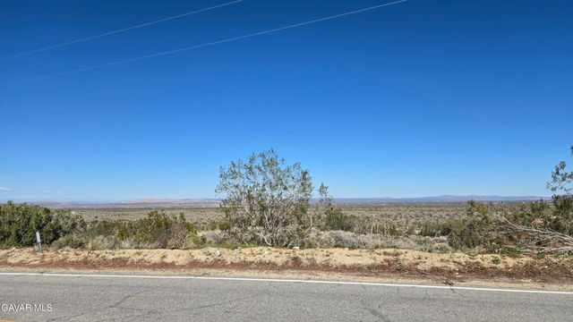 Valyermo Road, Pearblossom, CA 93553