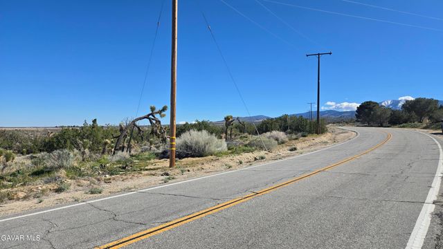 Valyermo Road, Pearblossom, CA 93553