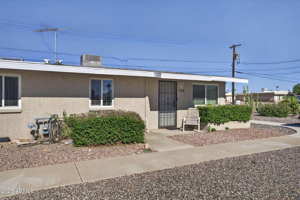 10458 W OAKMONT Drive, Sun City, AZ 85351 — exterior