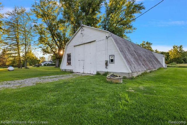 54230 Card Road, Macomb, MI 48042