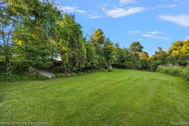 54230 Card Road, Macomb, MI 48042