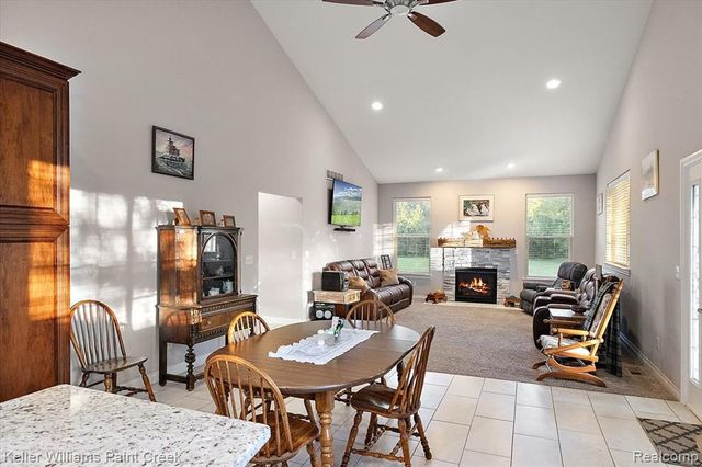54230 Card Road, Macomb, MI 48042