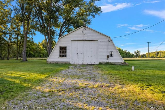 54230 Card Road, Macomb, MI 48042