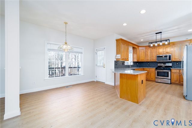 5030 Lippingham Dr, Chester, VA 23831