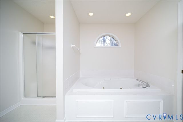 5030 Lippingham Dr, Chester, VA 23831