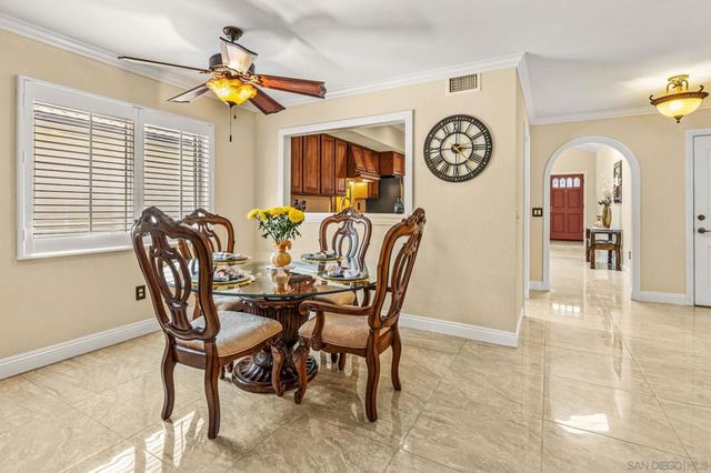 2332 Lake Forest St., Escondido, CA 92026