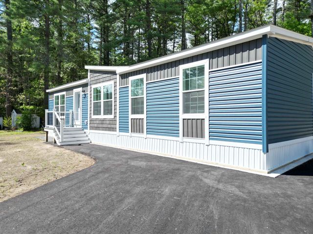 14 Mercury Lane, Nashua, NH 03062
