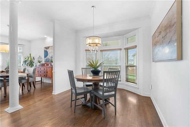 313 SW Bridlewood Court, Lee's Summit, MO 64081