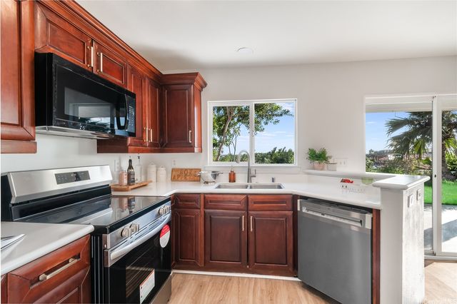 91-1389 Wahane Street, Kapolei, HI 96707