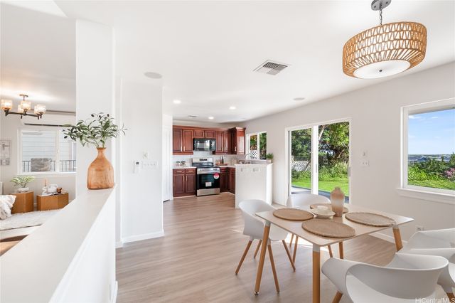 91-1389 Wahane Street, Kapolei, HI 96707