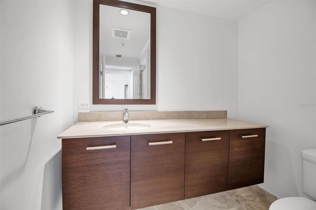 1350 MAIN STREET 707, Sarasota, FL 34236