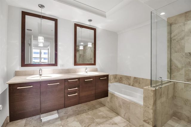 1350 MAIN STREET 707, Sarasota, FL 34236