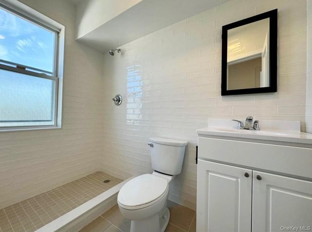 73-37 52 Avenue, Maspeth, NY 11378