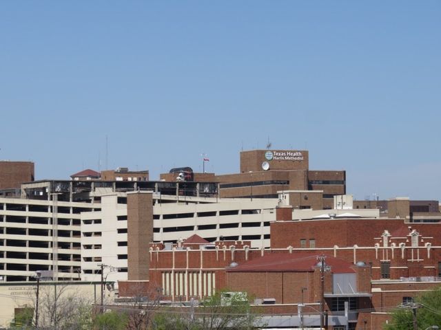 928 Travis Avenue 204, Fort Worth, TX 76104
