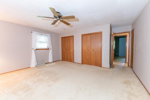 1032 PILGRIM ROAD, Neenah, WI 54956