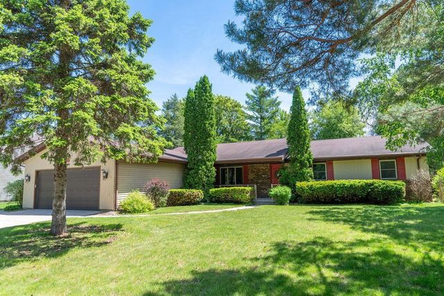 1032 PILGRIM ROAD, Neenah, WI 54956