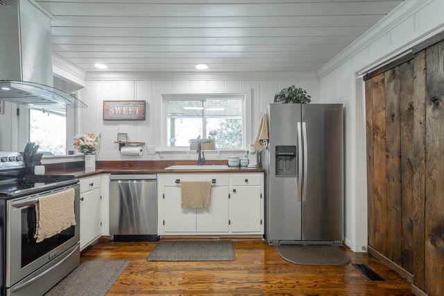 327 Irwin Avenue, Decatur, TN 37322