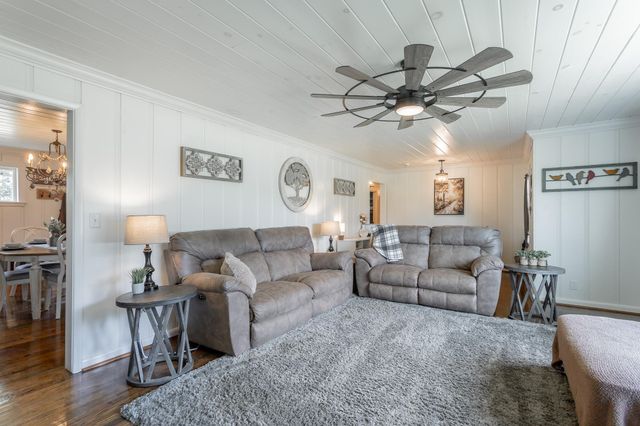 327 Irwin Avenue, Decatur, TN 37322