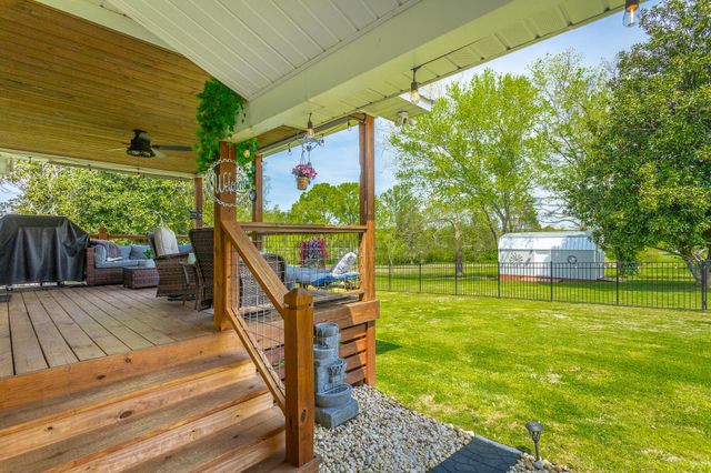 327 Irwin Avenue, Decatur, TN 37322