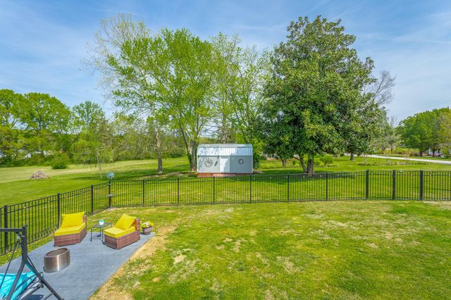 327 Irwin Avenue, Decatur, TN 37322