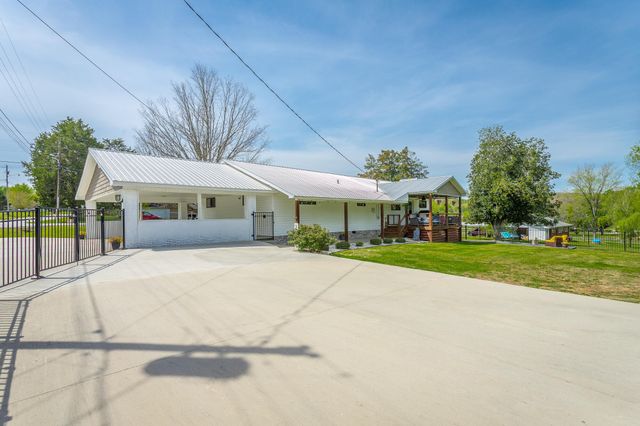 327 Irwin Avenue, Decatur, TN 37322