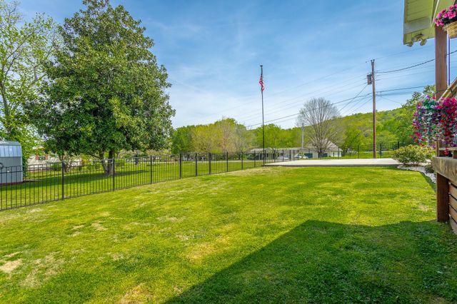 327 Irwin Avenue, Decatur, TN 37322
