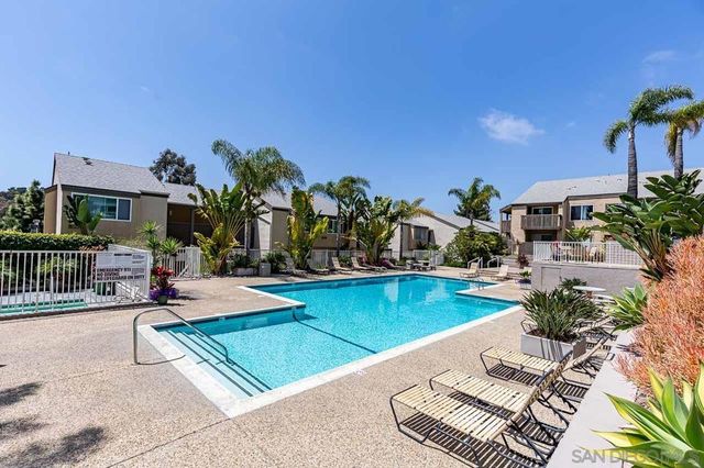 8581 Villa La Jolla Drive P, La Jolla, CA 92037
