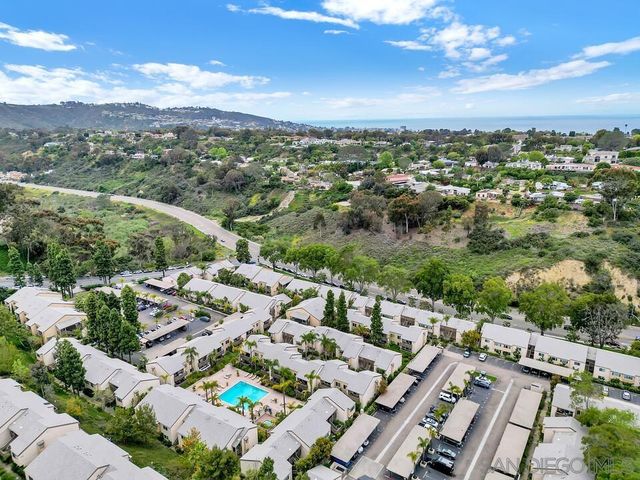 8581 Villa La Jolla Drive P, La Jolla, CA 92037