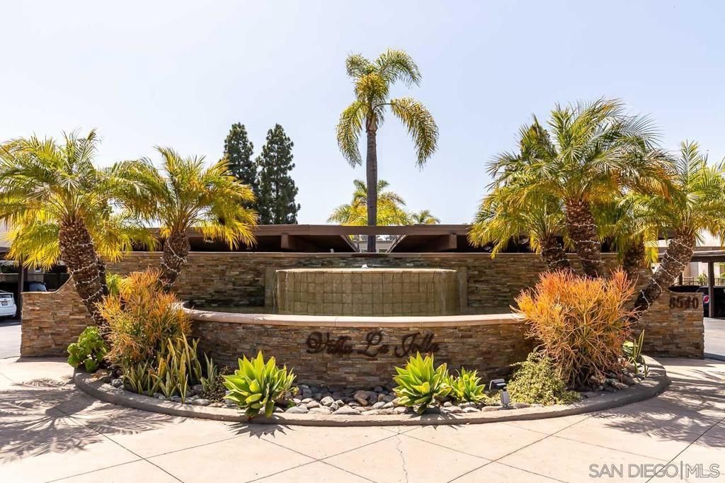 8581 Villa La Jolla Drive P, La Jolla, CA 92037