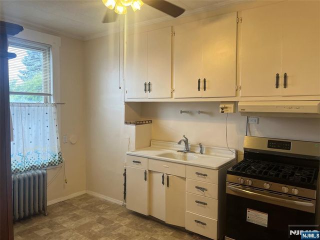 7403 2nd Avenue, North Bergen, NJ 07047