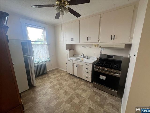 7403 2nd Avenue, North Bergen, NJ 07047