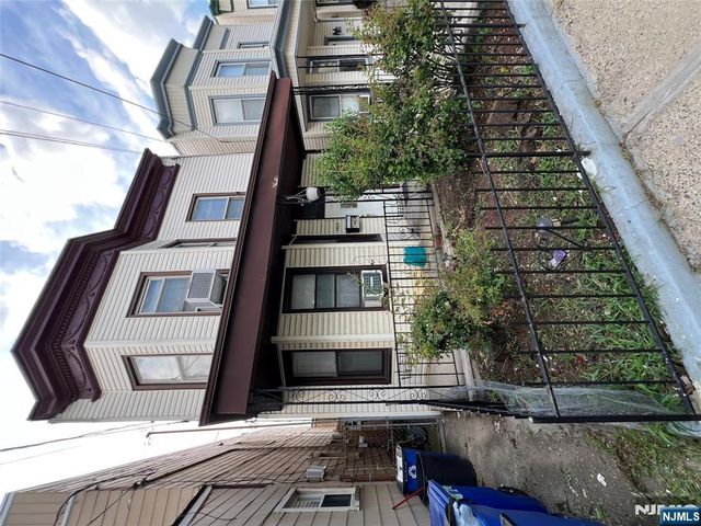 7403 2nd Avenue, North Bergen, NJ 07047