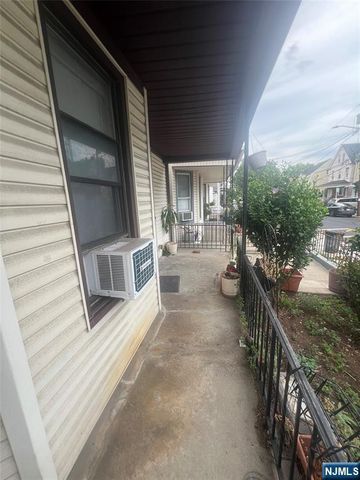 7403 2nd Avenue, North Bergen, NJ 07047