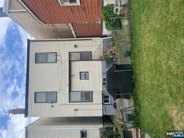 7403 2nd Avenue, North Bergen, NJ 07047