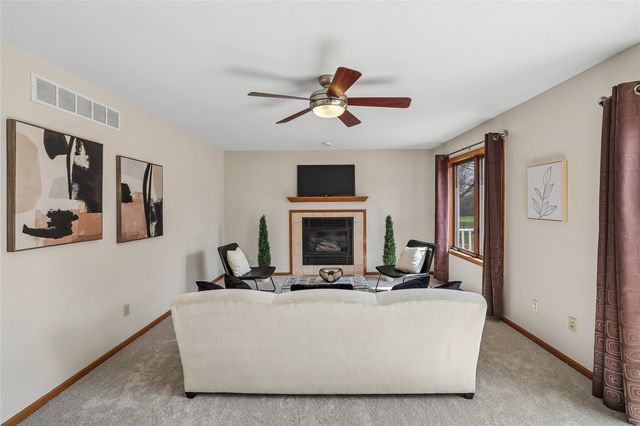 1404 Santa Fe Drive, Iowa City, IA 52246