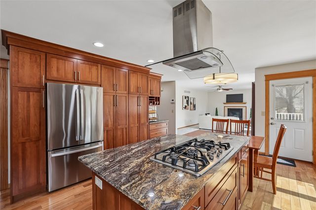 1404 Santa Fe Drive, Iowa City, IA 52246