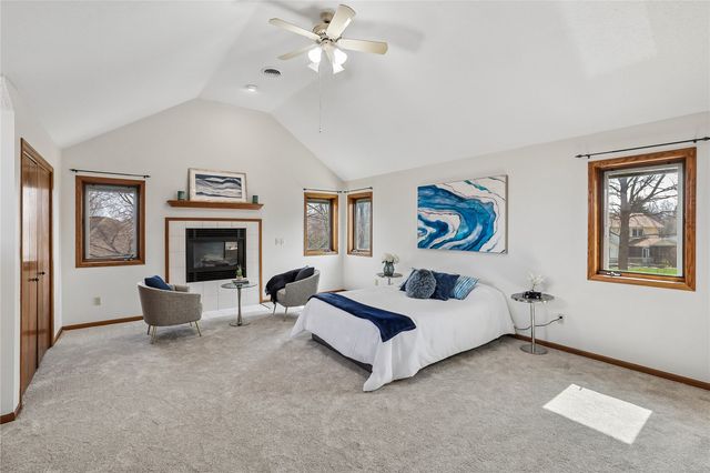 1404 Santa Fe Drive, Iowa City, IA 52246