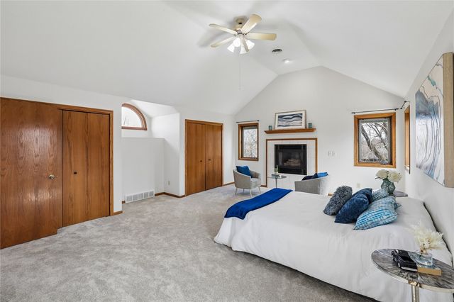 1404 Santa Fe Drive, Iowa City, IA 52246