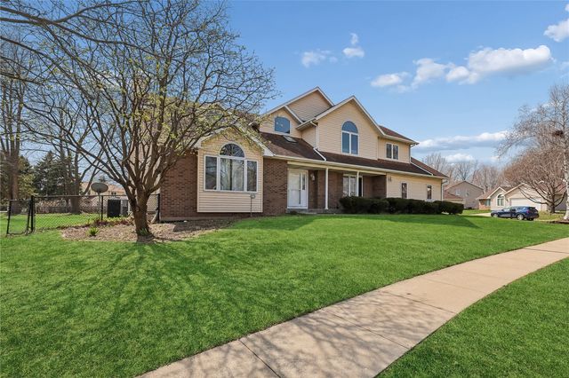 1404 Santa Fe Drive, Iowa City, IA 52246