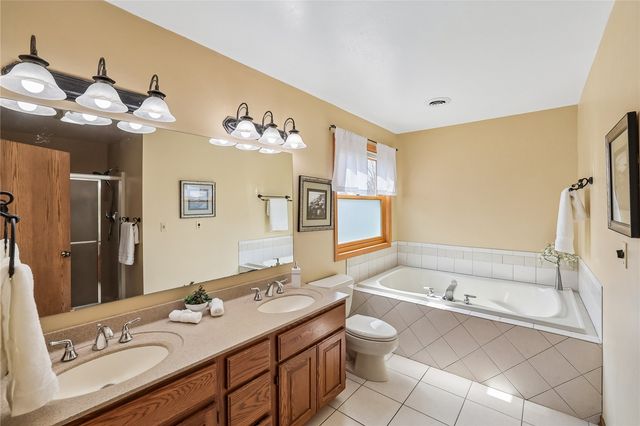 1404 Santa Fe Drive, Iowa City, IA 52246