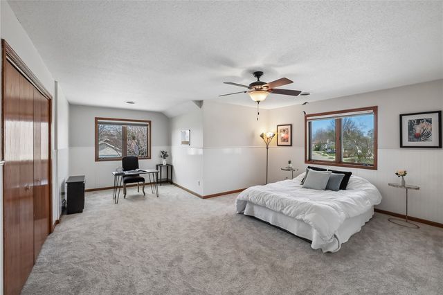 1404 Santa Fe Drive, Iowa City, IA 52246