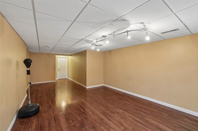 1404 Santa Fe Drive, Iowa City, IA 52246