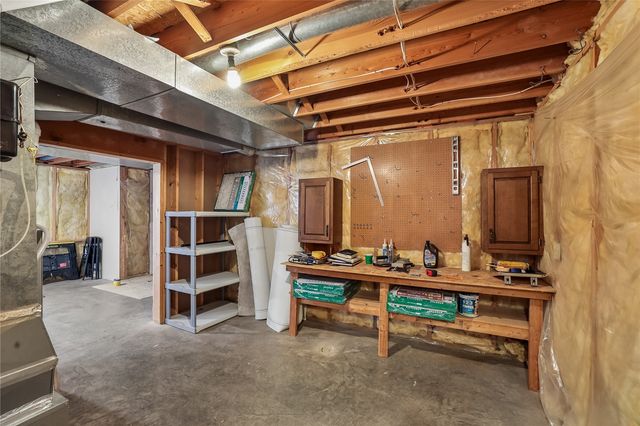 1404 Santa Fe Drive, Iowa City, IA 52246