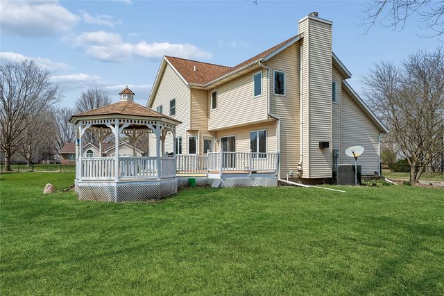 1404 Santa Fe Drive, Iowa City, IA 52246