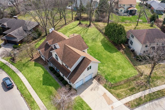 1404 Santa Fe Drive, Iowa City, IA 52246