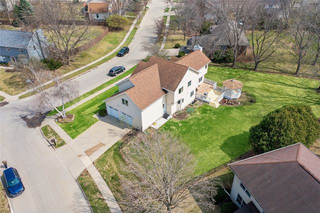 1404 Santa Fe Drive, Iowa City, IA 52246